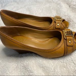 COPY - Tory Burch Ambrose open toe wedge-Royal tan